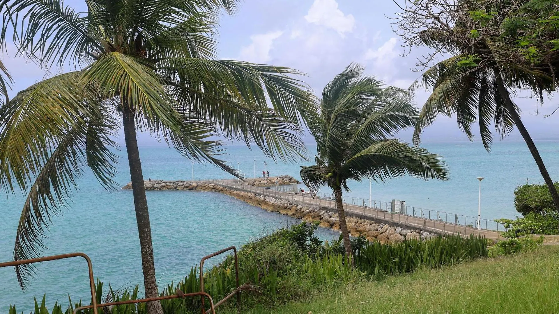 Cottage De La Plage - Le Gosier, Proche Plage, Jacuzzi, Location Prestige Caraibes Villa